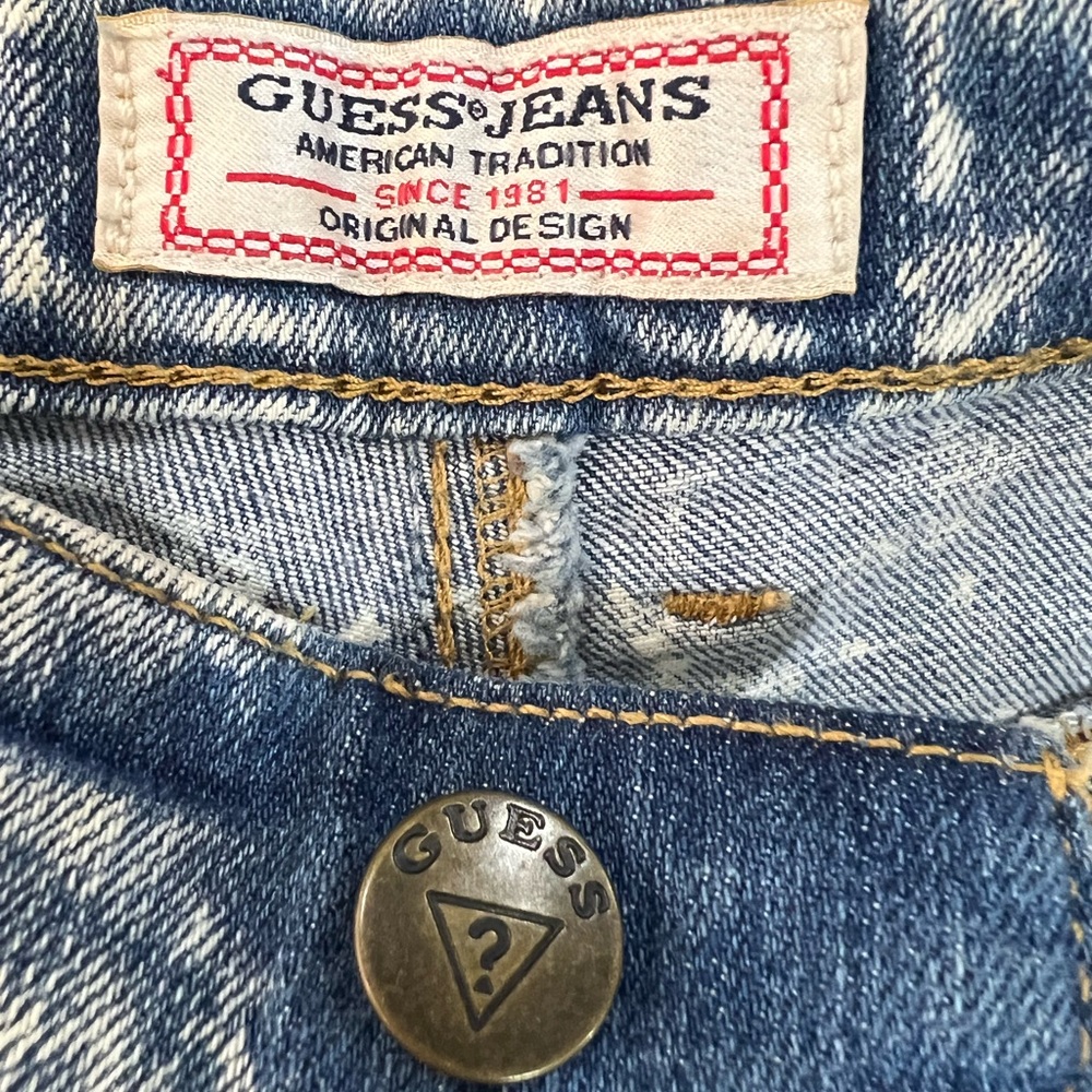 GUESS Denim Shorts In Acid Indigo Wash size 27 - Picture 5 of 6